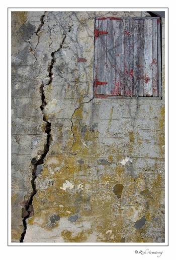 grainry door 1.jpg